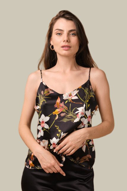 Футболка TS 9614-336 Lily On Black