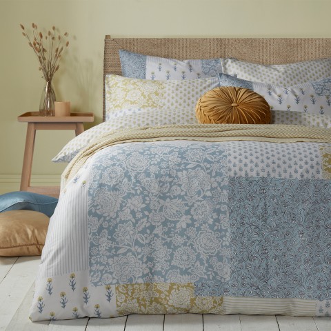  Односпальний комплект постільної бклі в стилі петчворк LAURISSA PATCHWORK PALE SEASPRAY SG 137x200,50x75 см