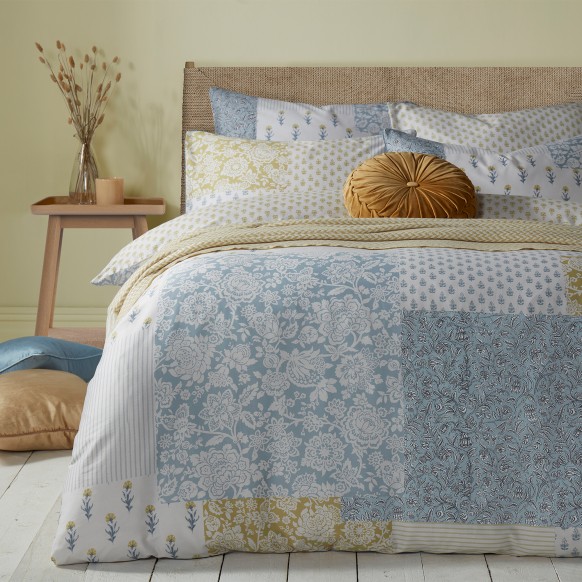 Односпальний комплект постільної бклі в стилі петчворк LAURISSA PATCHWORK PALE SEASPRAY SG 137x200,50x75 см