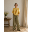 Футболка oversize кольору жовтого банана з букетом тюльпанів