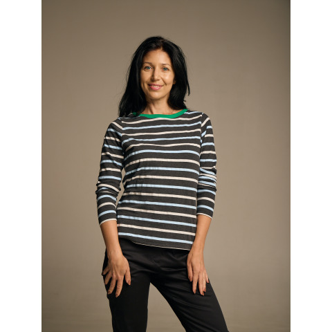 Лонгслів в сіро-блакитно-бежеву смужку з зеленою окантовкою 