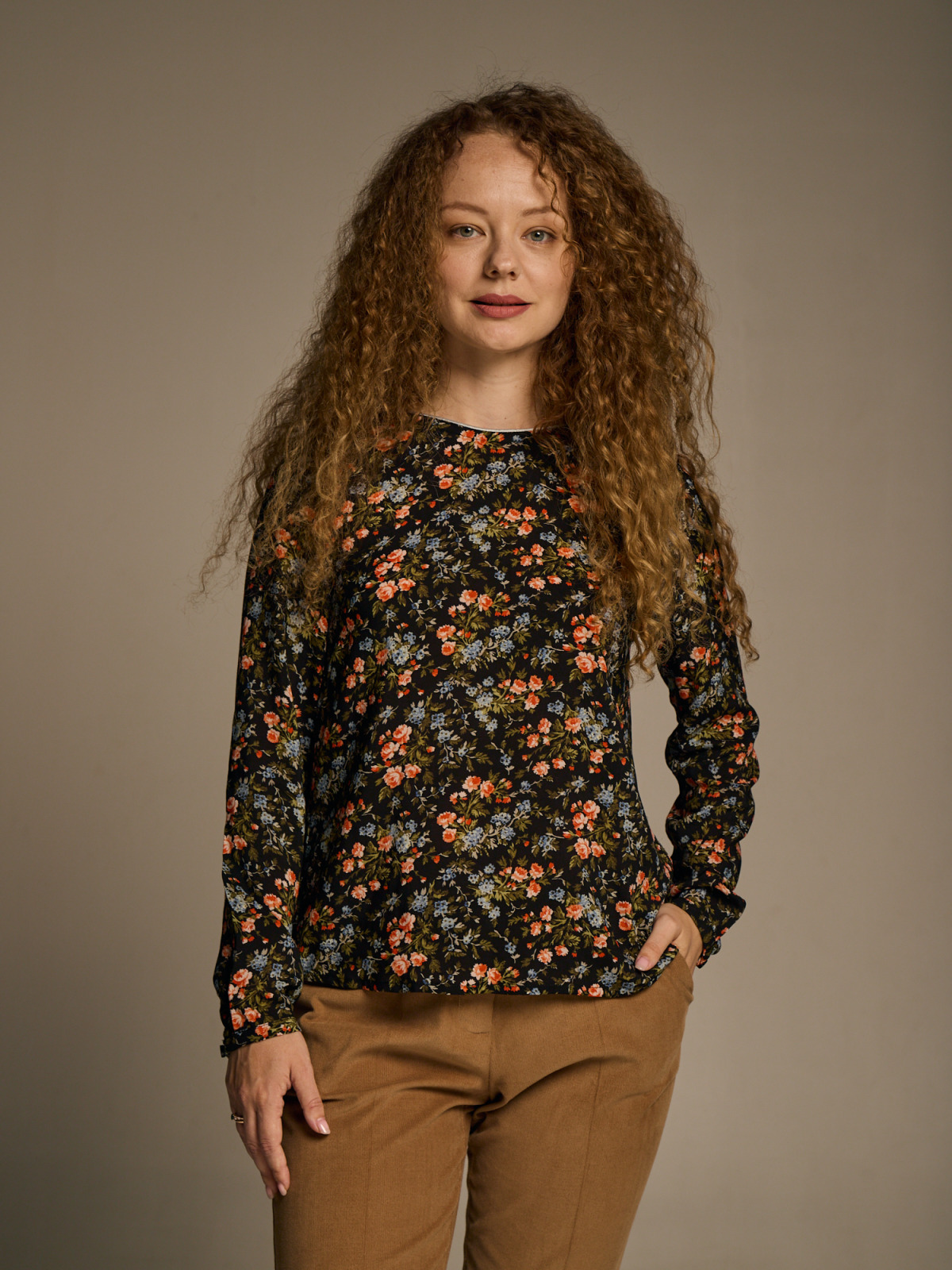 Жіноча блузка з довгим рукавом з віскози з квітковим принтом Ellerby black