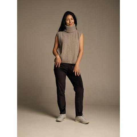 Жіночі чорні штани чинос