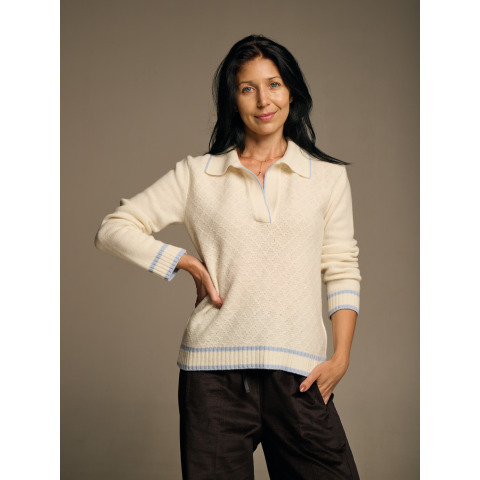 Пуловер-поло з вовни ягня в молочному кольорі
