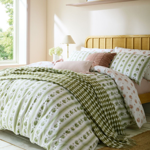 Набір постілі PENSHAM SG 137*200, 50*75 set of-1 (Stripe Sage Pink)