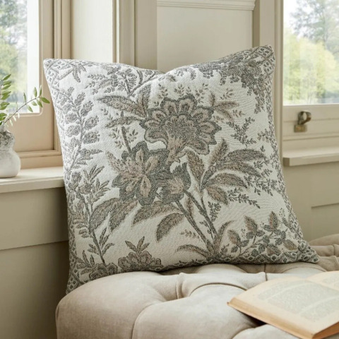 Декоративна подушка MARLBROOK JACQUARD 45*45 (Truffle)